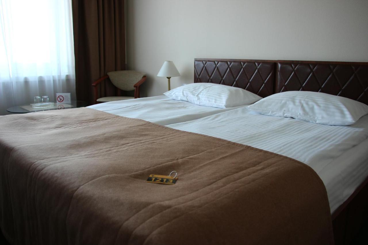 Hotel Yubileiny Мінськ Екстер'єр фото