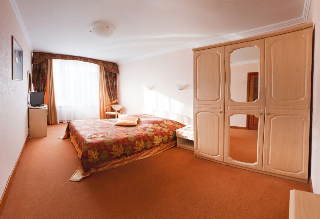 Hotel Yubileiny Мінськ Екстер'єр фото