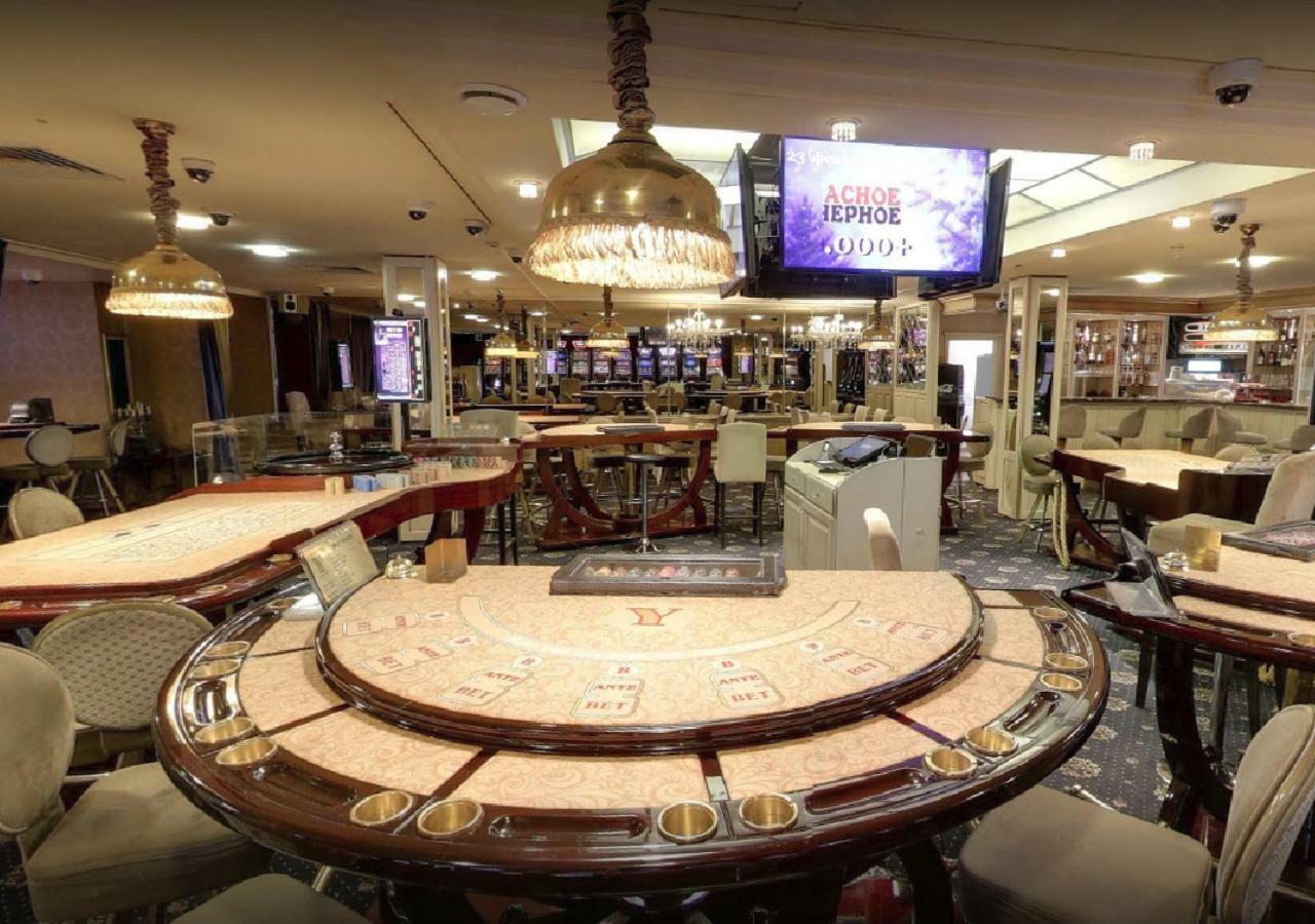 Hotel Yubileiny Мінськ Екстер'єр фото